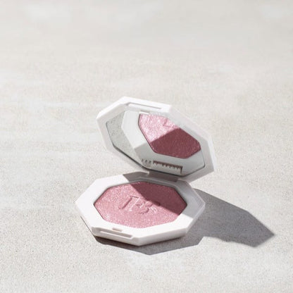 Fenty Beauty - Killawatt Freestyle Highlighter